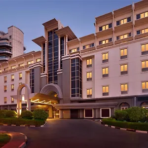 وشقق موفنبيك بور 5*, دبي الإمارات العربية المتحدة