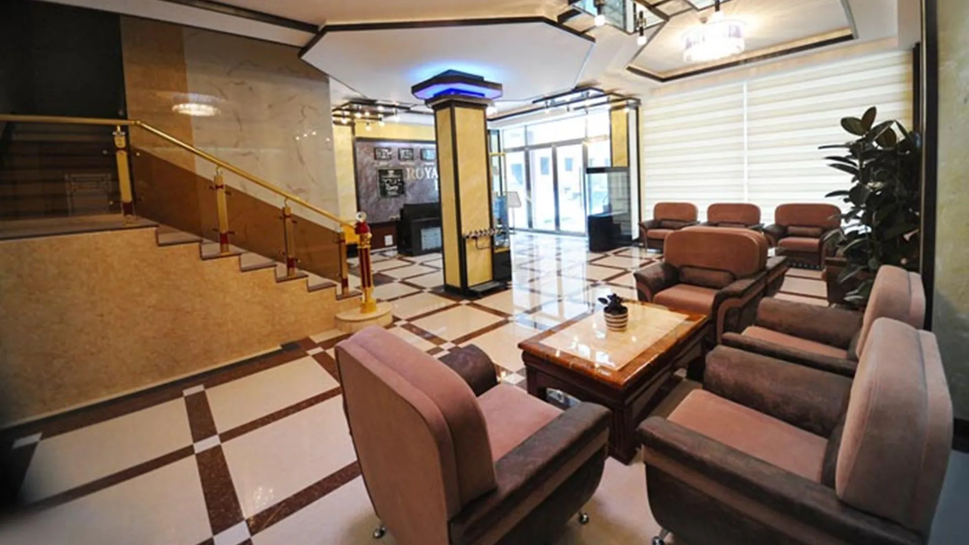 Royal Hotel Баку 2*,