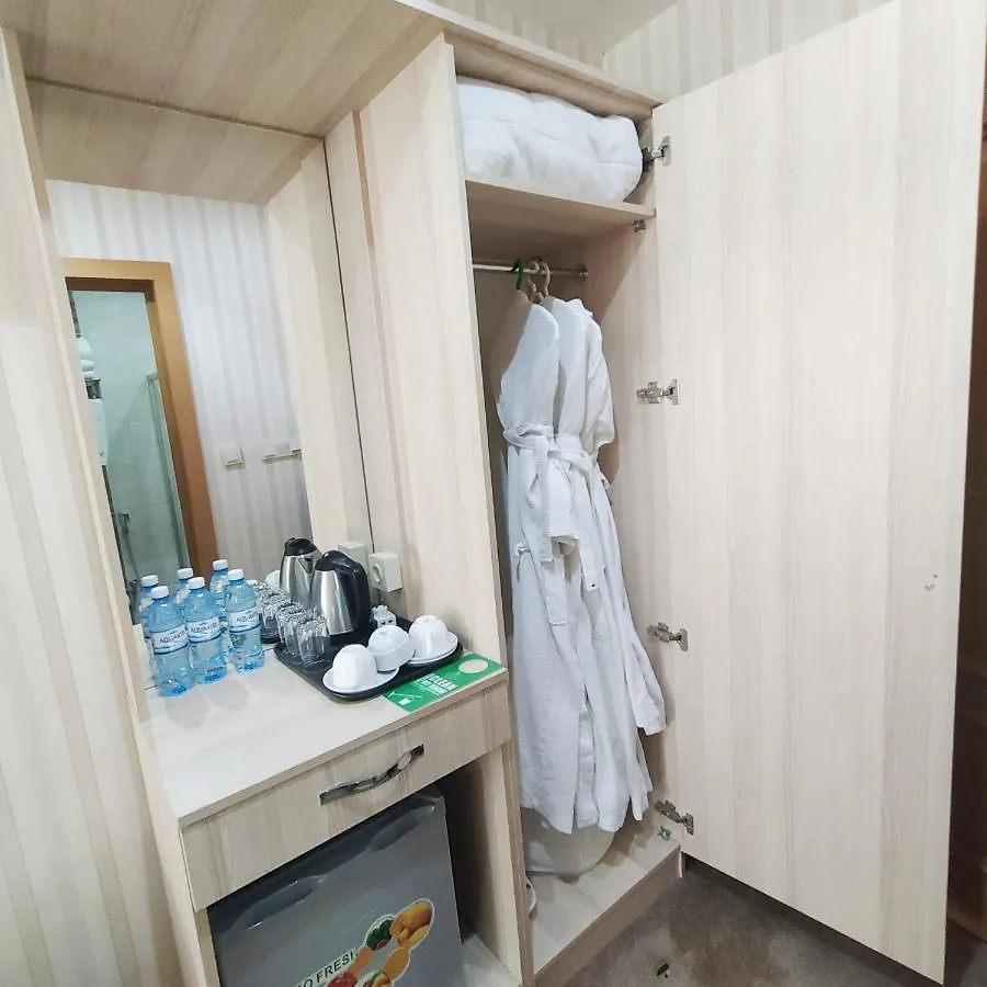 Royal Hotel Баку 2*,