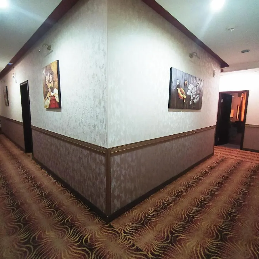 Royal Hotel Баку 2*,